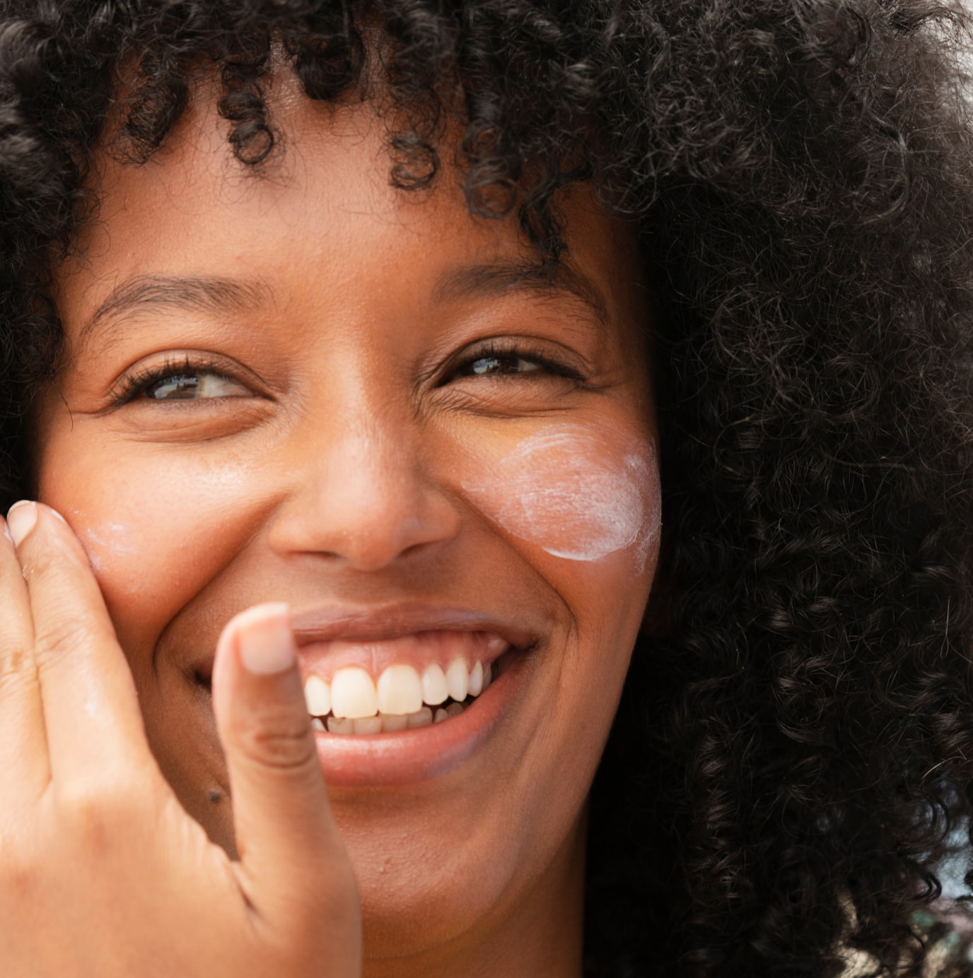 Superlight Sunscreen SPF 30 - Smooth SPF Finish